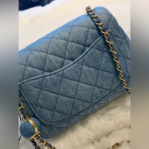 ❌SOLD❌NEW Chanel Pearl Crush Mini Square Denim Flap Bag w/Antique Gold Hardware - Picture 6 of 16